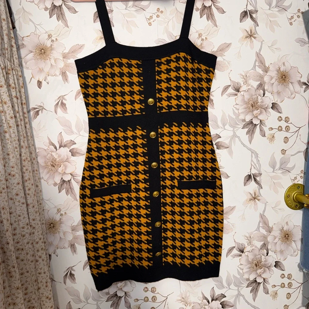 Coco and Shay Knit Mini Dress in Black and Mustard - Picture 3 of 5